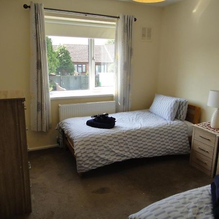 5 Beds, 1 Sofa-Bed, 2 Bthrm, 2 Wc, Parking, Washer, Dryer Corby Exterior foto